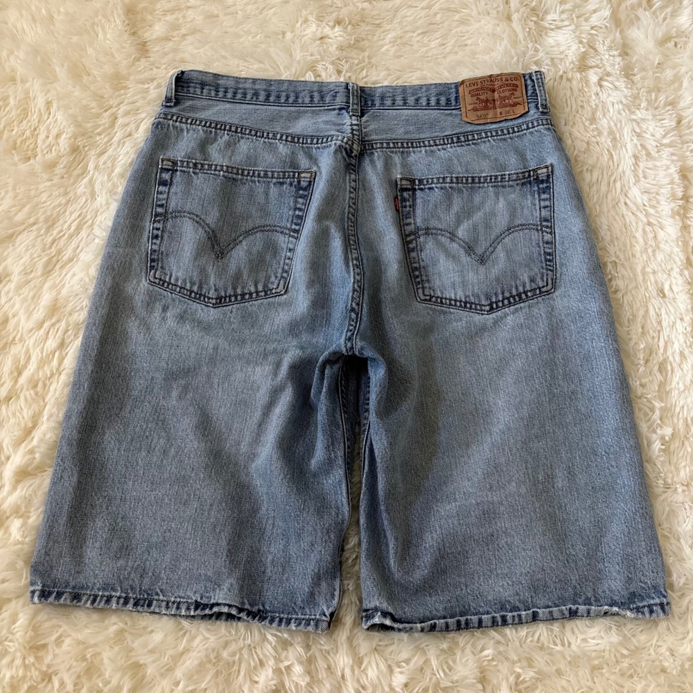 Levis 569 Loose Fit Denim Shorts Mens 36 Light Wash Distressed Baggy Blue